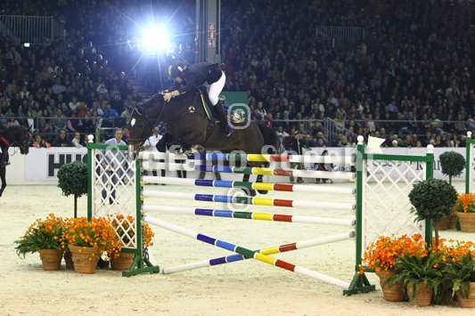 ARIOLDI F_XX_MILANO_2010_SS3_2134.jpg